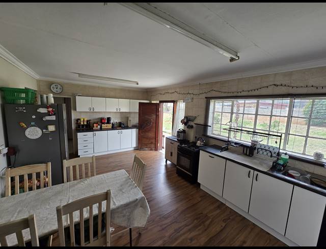 2HA FARM FOR SALE IN MANTEVREDE